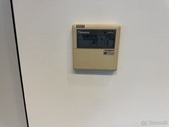 Realitná kancelária KNB - Komerčné Nehnuteľnosti Bratislava 
