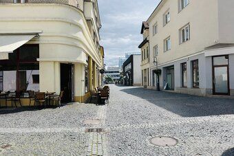 Ponúkame na prenájom obchodný priestor o výmere 20 m², nachá