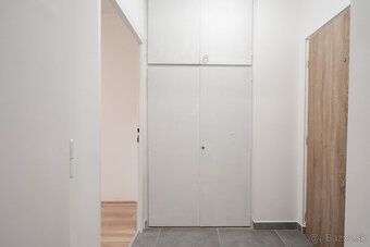Ponúkame Vám na dlhodobý prenájom (min. 1 rok) krásny svetlý