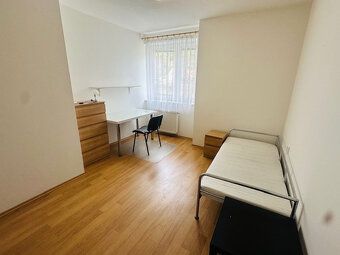 Popis • 4izbový byt pri lesoparku • úžitk. plocha 115 m2 • b