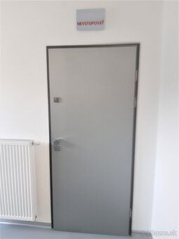 Ponúkame na prenájom priestor vhodný na zubnú ambulanciu o v
