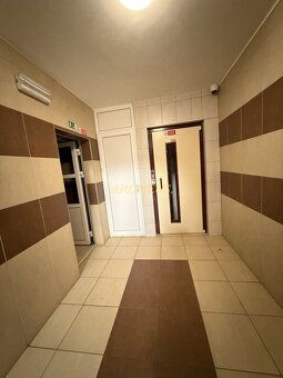 Na predaj komplet zrekonštruovaný , 3 izbový byt s balkónom 