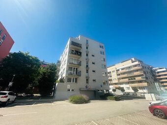 Popis • 2izbový byt v novostavbe • úžitk. plocha 58m2 • tera