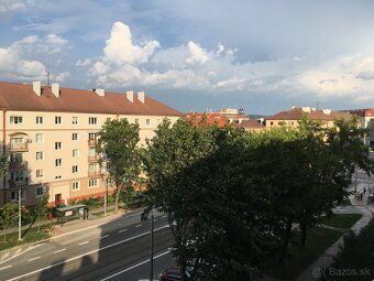 Ponúkam na dlhodobý prenájom 1,5 izbový tehlový byt vo výbor