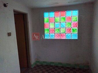 Astonreal ponúka na predaj 3 izbový dom s predzáhradkou 40 k