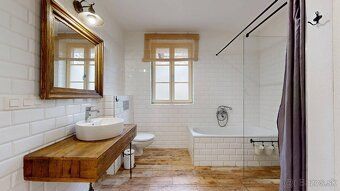 REMAX ponúka na prenájom exkluzívny 6 izbový RD (vila) s baz