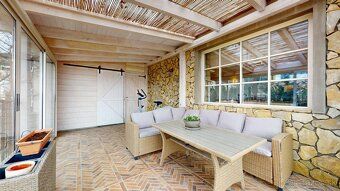 REMAX ponúka na prenájom exkluzívny 6 izbový RD (vila) s baz