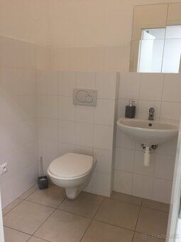 Ponúkam na prenájom nebytový priestor s rozlohou 75m2. Nachá
