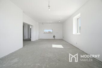 Typ: Rodinný dom Obec: Zlaté Moravce
Moderný maklér ponúka n