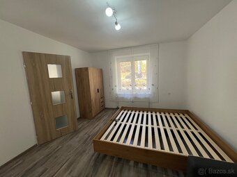 Dobrý deň
Ponúkame do prenájmu útulný 1-Izbový byt .
Byt pre