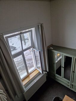 Ponúkam na prenájom garzónku v rodinnom dome so samostatným 