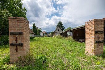 Vaša Realitná ponúka na predaj rozľahlý stavebný pozemok s v
