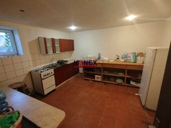 ID:3064
Na predaj je priestranný poschodový dom v obci Uličs