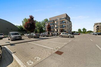 Ponúkame na predaj 2-izbový byt v obci Hamuliakovo (okres Se