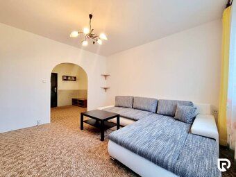 Slavo z RADO Reality Group Vám ponúka na prenájom 3-izbový b