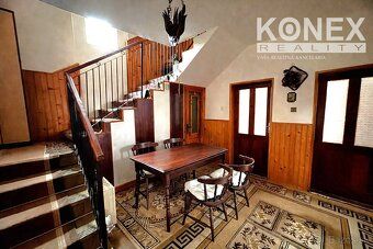 ID:3478
Ponúkame Vám na predaj priestranný poschodový rodinn