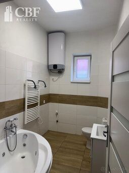 Typ: 2-izbový byt Ulica: Železničná Obec: Plešivec
Hľadáte b
