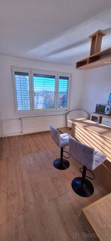 Na prenajom 1 izb. byt DUDINCE TEL NA MAJITELA - 0905 655 33