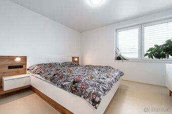EXKLUZÍVNE vám ponúkame na predaj nadštandardný bungalov s p