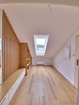 Popis nehnuteľnosti EXKLUZÍVNA PONUKA - byt o výmere 95 m² v