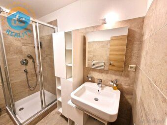 Predávame apartmán v areáli na Slnečných Jazerách v Senci vz