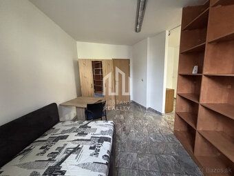 Typ: Rodinný dom Ulica: Teplická Obec: Piešťany
Ponúkame na 