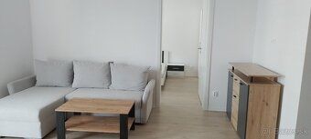 Ponukam na prenajom 1,5 a tiež aj 2 izbovy byt v novopostave