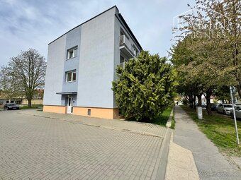 Ponúkame na prenájom kompletne zariadený a zrekonštruovaný 2