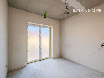 🏡 *Moderný 4-izbový rodinný dom v projekte Kaskády – Dvorec*