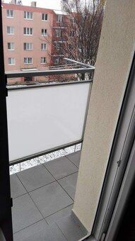 VEĽKÝ 2-IZBOVÝ BYT S BALKÓNOM – CENTRUM PRIEVIDZA, 62 m² Pon