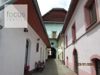 V polyfunkčnej nehnuteľnosti na ul. Dolná 11 - B. Bystrica ,