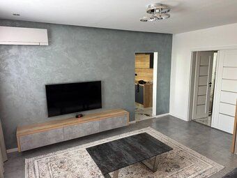 🏙️ Priestranný 3-izbový byt pri centre – AUPARK pešo, Gercen