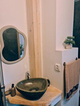 🌟 Štýlové bývanie s obrovskou terasou (18m²) pri centre Koší