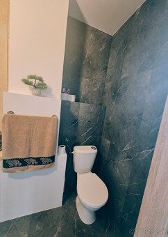 🌟 Štýlové bývanie s obrovskou terasou (18m²) pri centre Koší