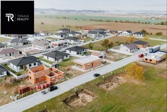 TRNAVA REALITY s.r.o. Vám ponúka novostavbu 4 – izbového rod