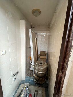 Ponúkame na predaj jedinečné rekreačné útočisko v malebnej z