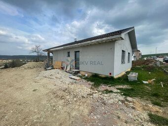 Typ: Rodinný dom Obec: Krškany
Na predaj: Novostavba rodinné