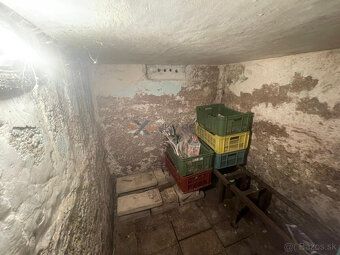 Typ: Záhradný domček Obec: Levice
🌿 Predaj záhrady – oáza po