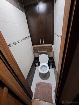 🏠 Na predaj 4-izbový zrekonštruovaný byt v centre Revúcej – 