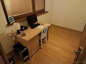 🏠 Na predaj 4-izbový zrekonštruovaný byt v centre Revúcej – 