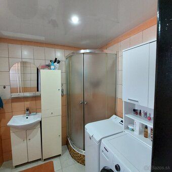 Dám do prenájmu 3-izbovy byt 82m² na ulici Domašska. Byt sa 