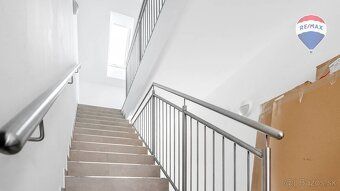 Realitná kancelária RE/MAX Expert Vám ponúka na prenájom veľ