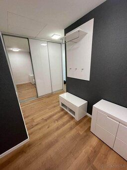 Prenajmem 3-izbový byt v projekte Skypark – vo veži 3 s výhľ