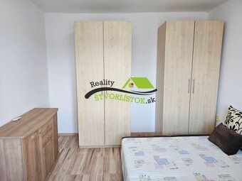 Ponúkame na prenájom útulný a zariadený 2-izbový byt nachádz