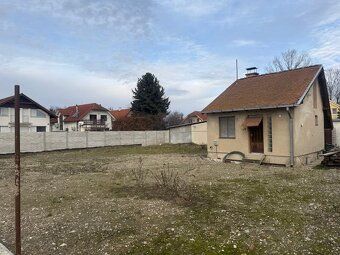 Na predaj slnečný stavebný pozemok 611 m² – Bratislava, Nové
