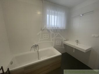 Hľadáte moderné bývanie pre vašu rodinu v tichej lokalite s 