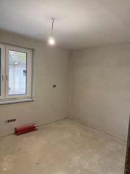 Na predaj 4 izbovy rodinny dom v obci Bodza 94616 (okres Kom
