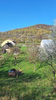 Ponúkam na predaj priestranný a slnečný pozemok v Medzilabor
