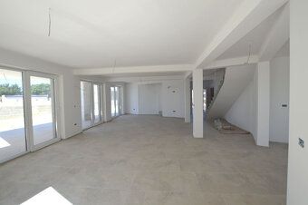 LIVEREAL s.r.o. ponúka na predaj mestečku Privlaka, najvyhľa