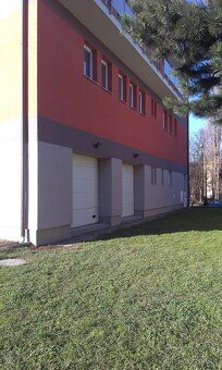 Dám do prenájmu vykurované sklady a garáže v Žiline centre n